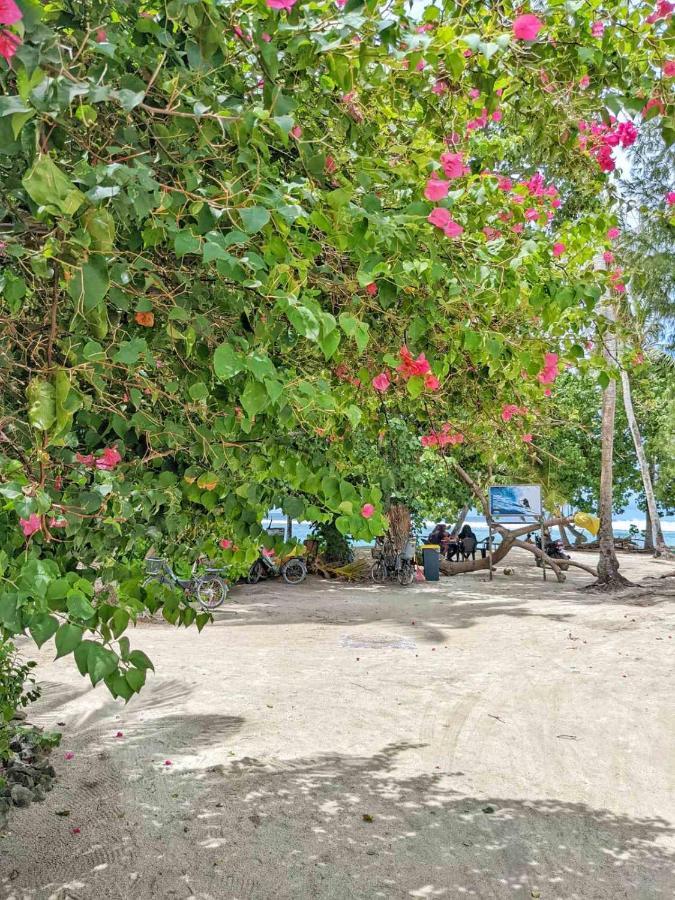 Dhoadhi Retreat Hotel Thulusdhoo ภายนอก รูปภาพ